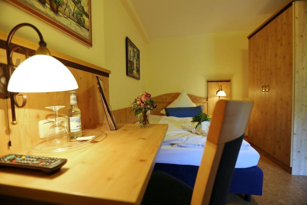 Landhotel Villa Moritz Garni Oberahr Pokoj fotografie